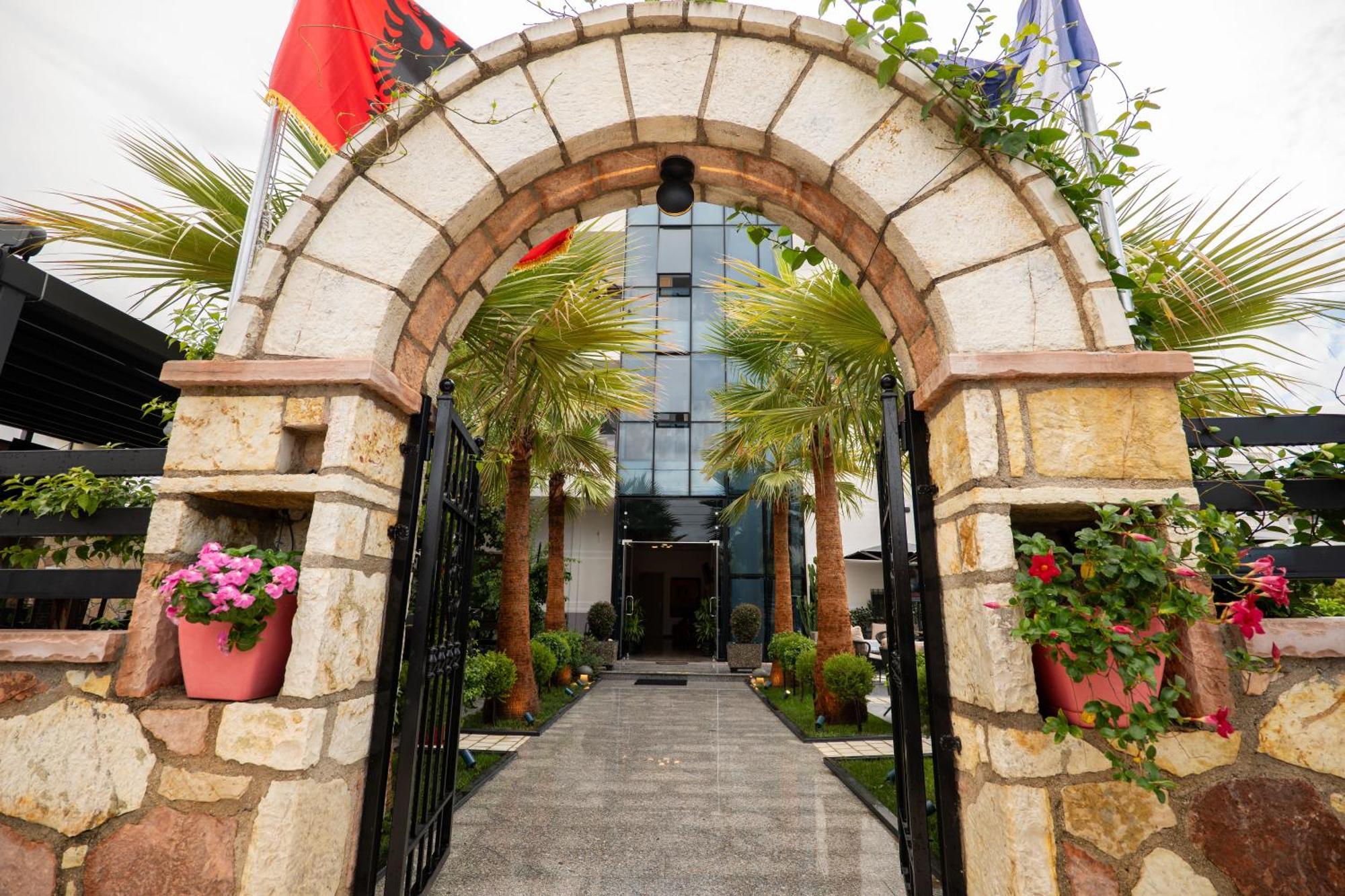 Hotel Eagle Ksamil Dış mekan fotoğraf
